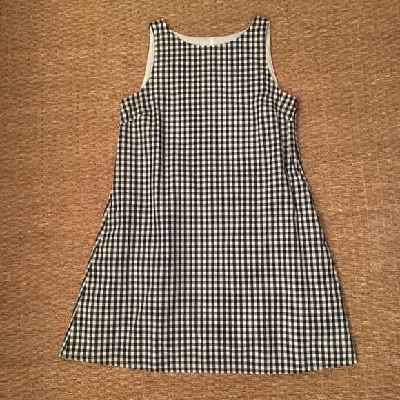 Vineyard Vines Dresses & Skirts - Vineyard Vines Gingham black & white dress size 0